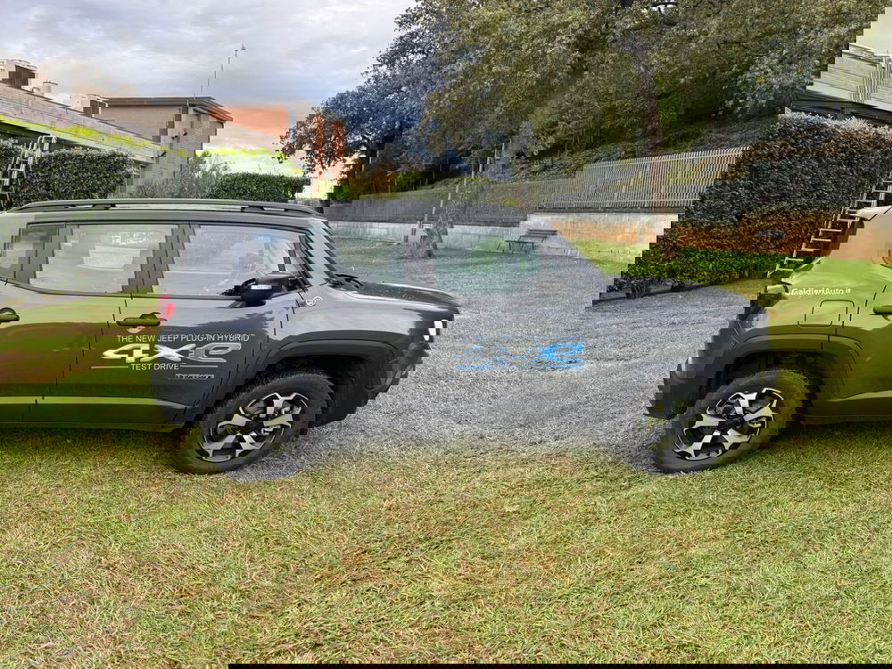 Jeep Renegade usata a Salerno (16)