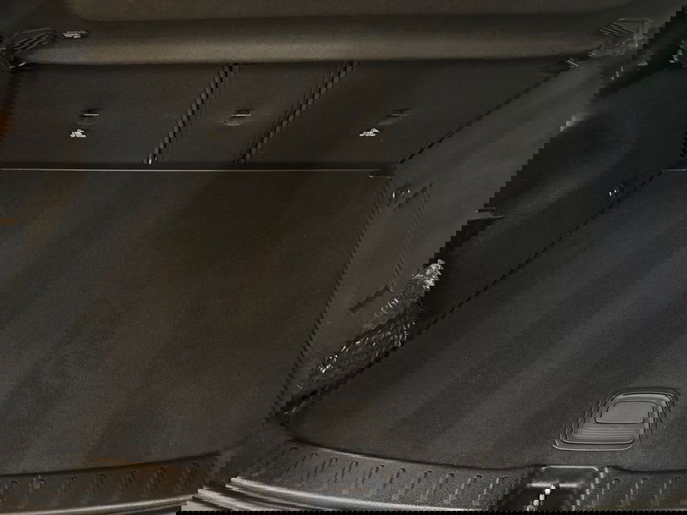 Mercedes-Benz GLA SUV usata a Prato (8)