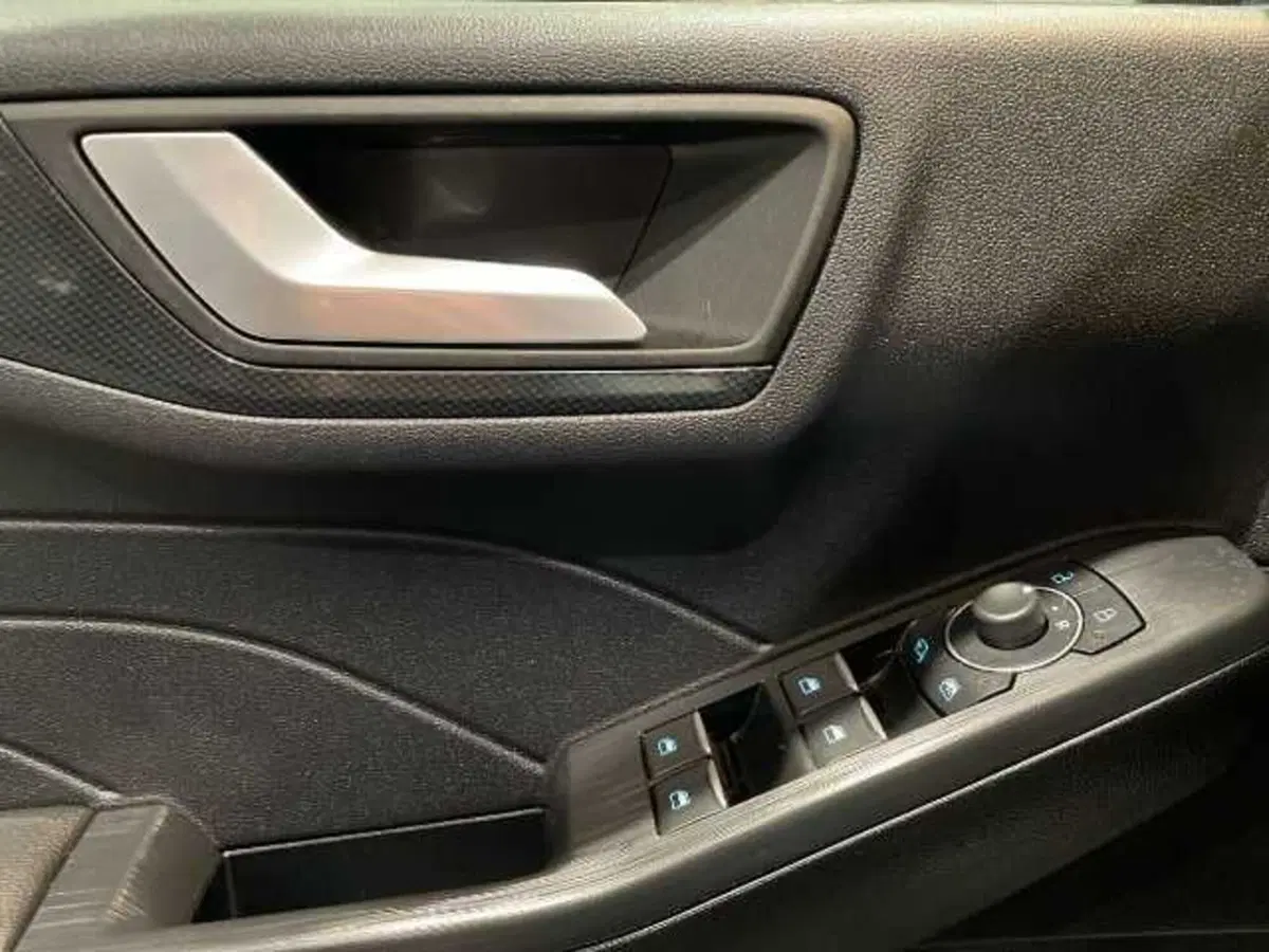 Ford Kuga usata a Firenze (19)