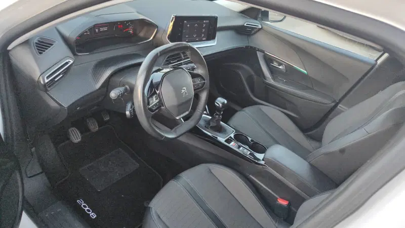 Peugeot 2008 usata a Firenze (4)