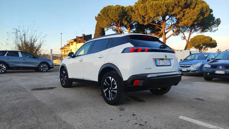 Peugeot 2008 usata a Firenze (6)