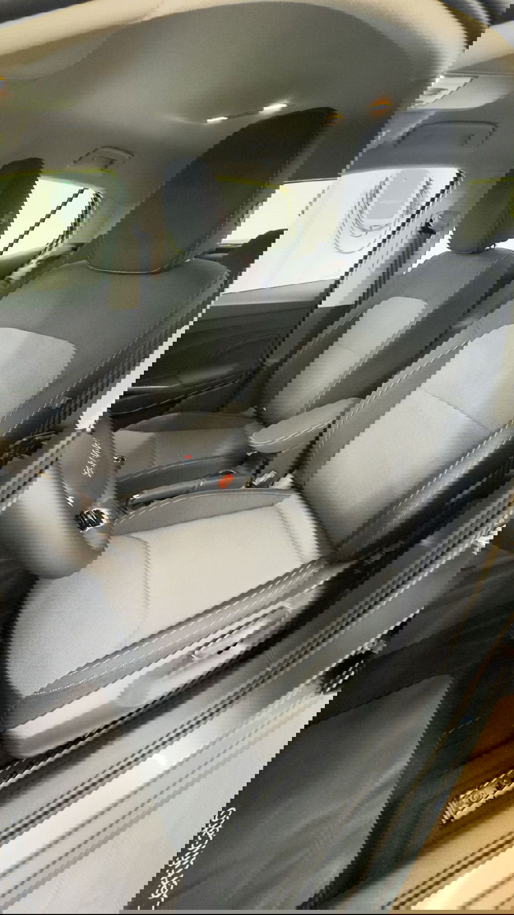 Skoda Fabia usata a Reggio Calabria (16)