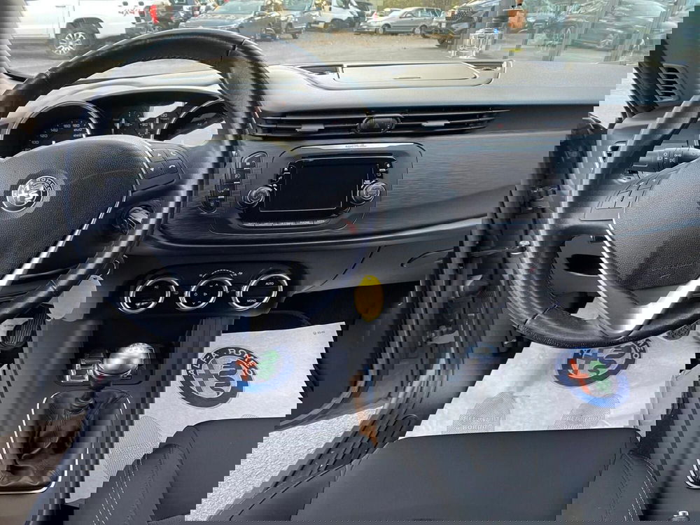 Alfa Romeo Giulietta usata a Ancona (10)