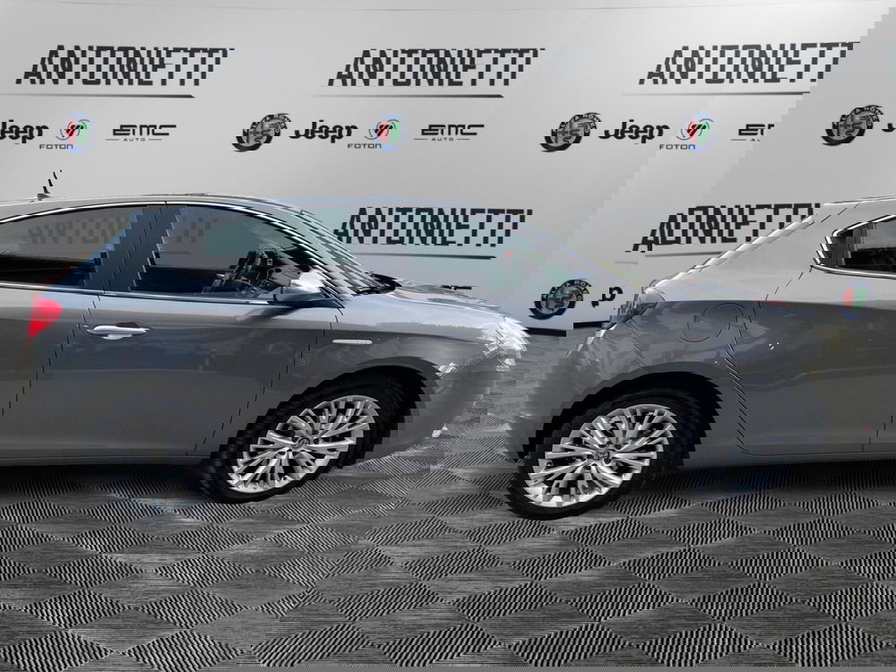Alfa Romeo Giulietta usata a Ancona (4)