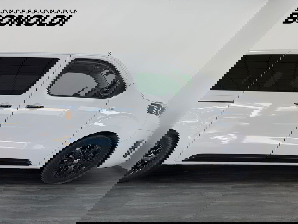 Toyota Proace Verso usata a Brescia (15)