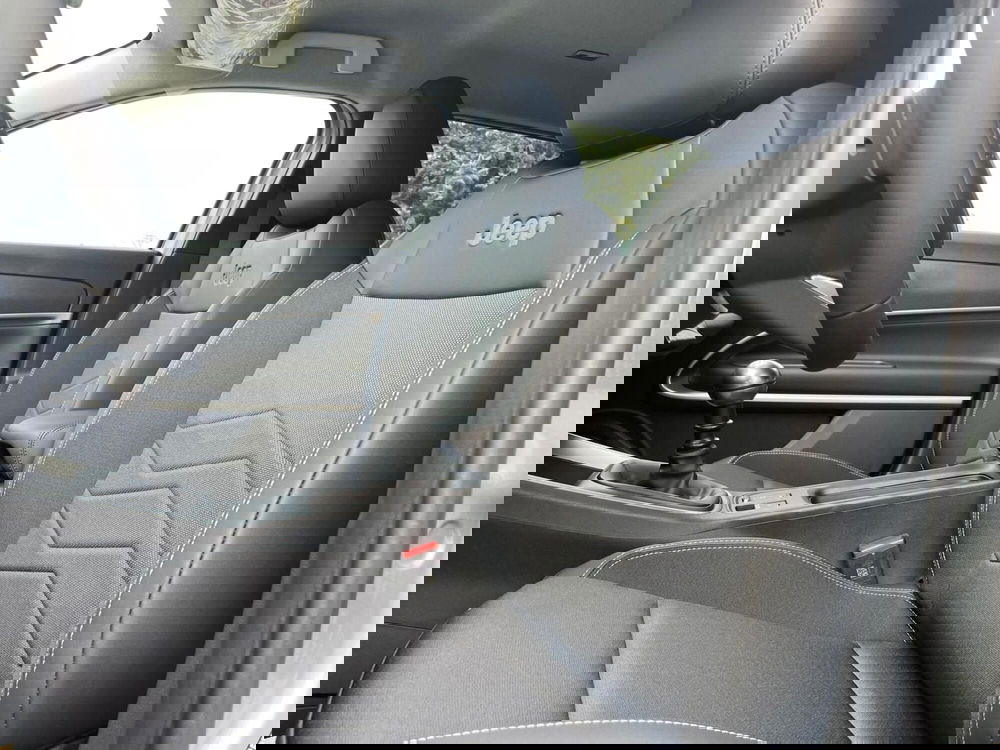 Jeep Avenger nuova a Ancona (11)