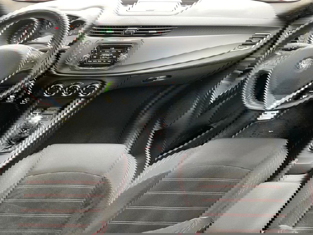 Alfa Romeo Giulietta usata a Ancona (12)