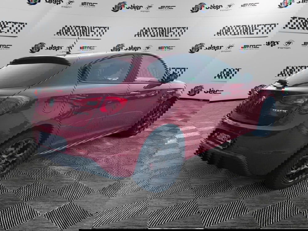 Alfa Romeo Giulietta usata a Ancona (5)