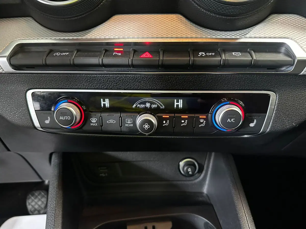 Audi Q2 usata a L'Aquila (19)
