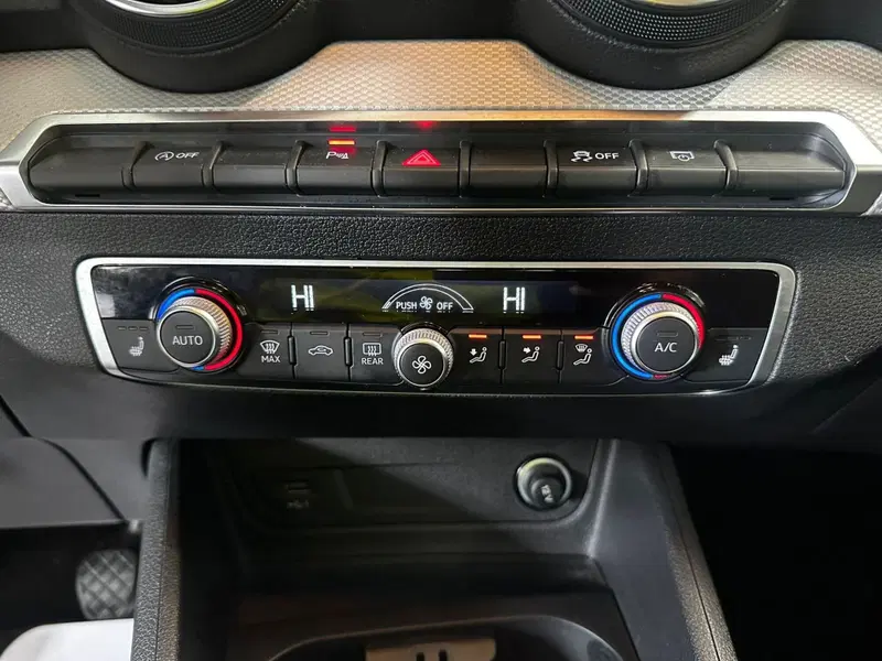 Audi Q2 usata a L'Aquila (19)