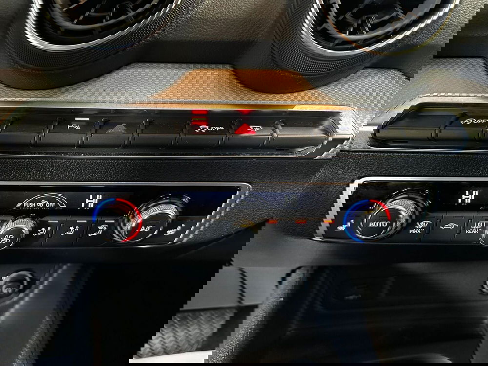 Audi Q2 usata a L'Aquila (9)