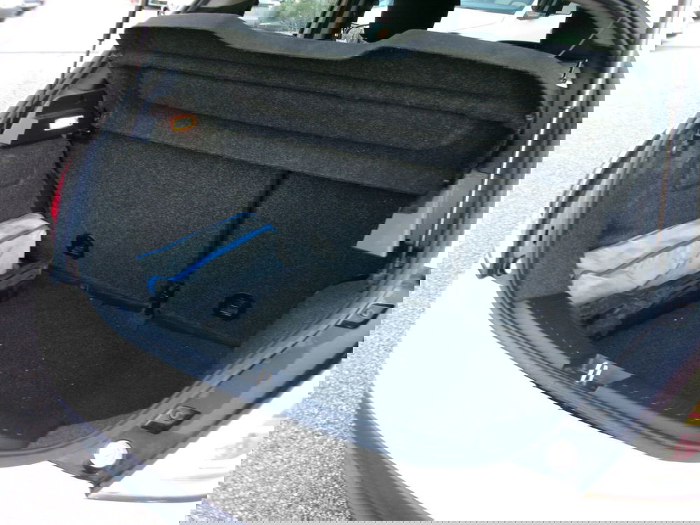 Lancia Ypsilon usata a Venezia (12)