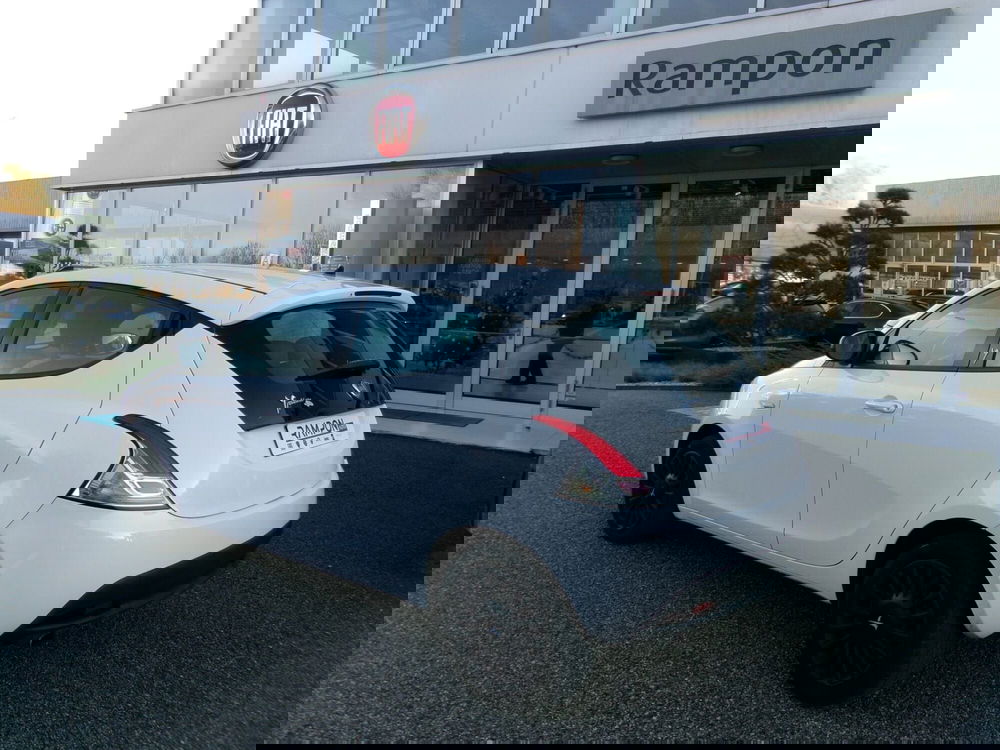 Lancia Ypsilon usata a Venezia (5)