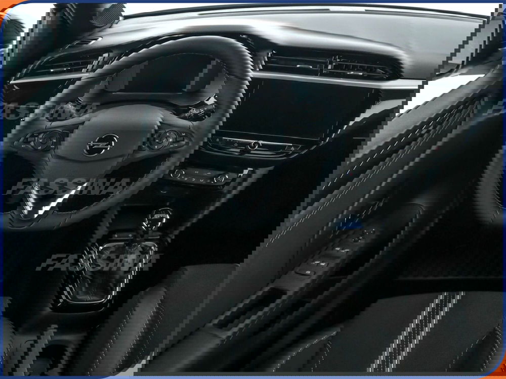 Opel Corsa usata a Milano (9)