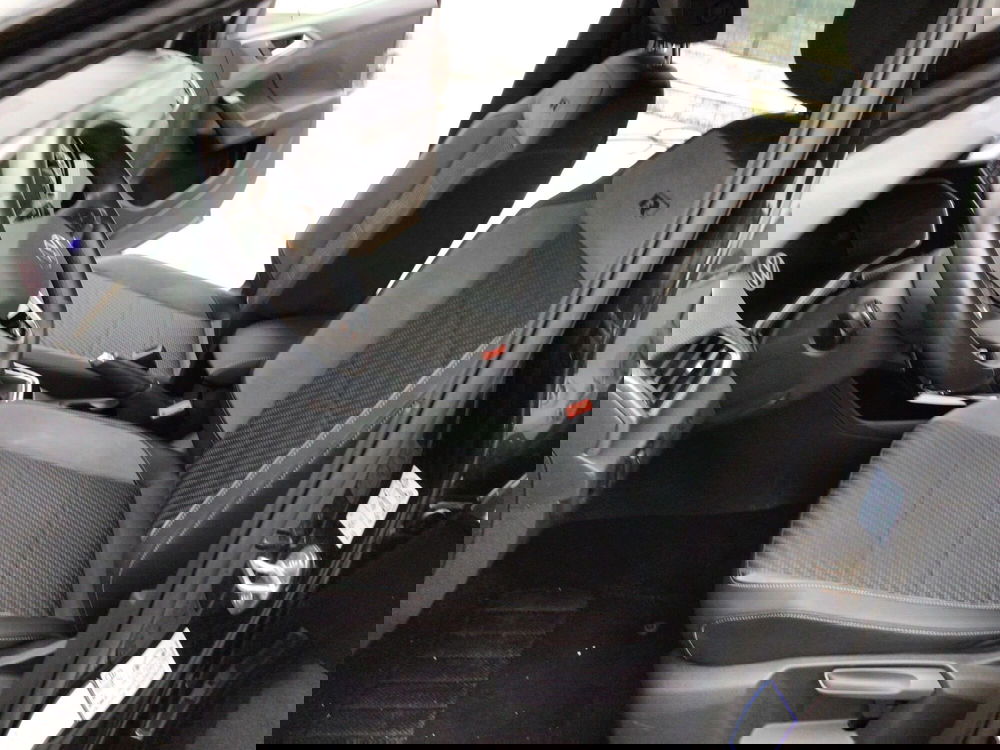 Volkswagen T-Cross usata a Genova (10)