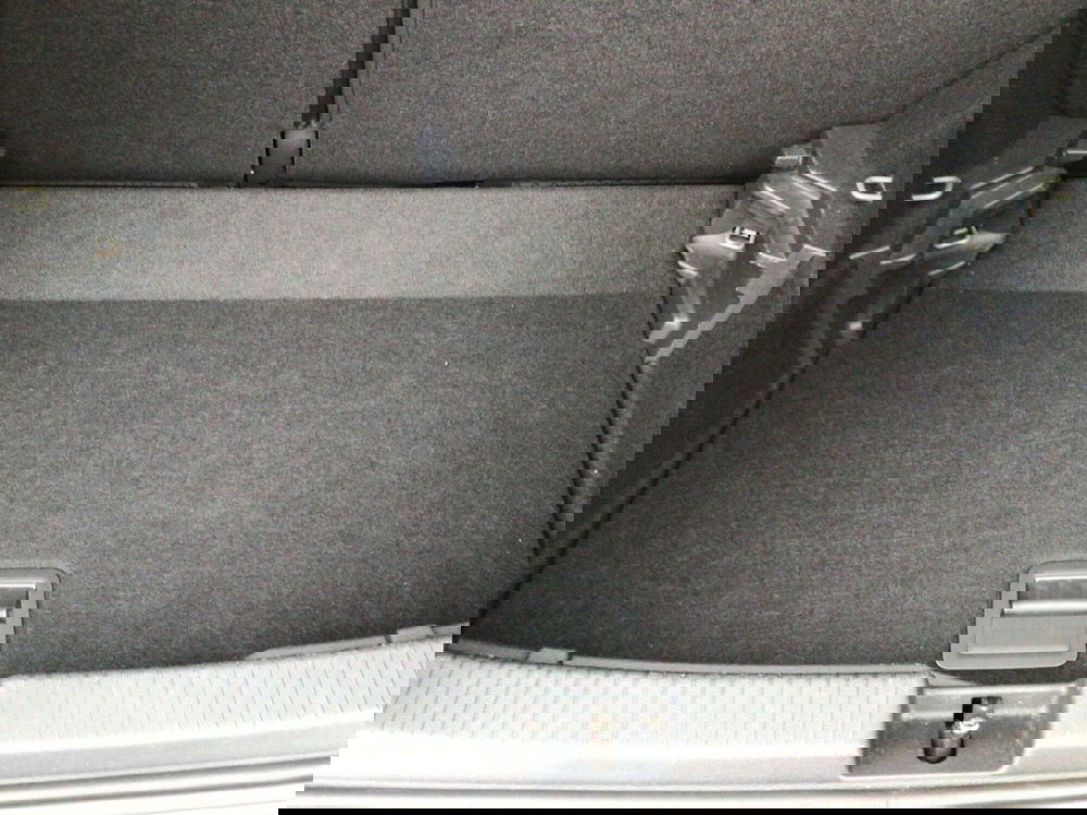 Volkswagen T-Cross usata a Genova (8)