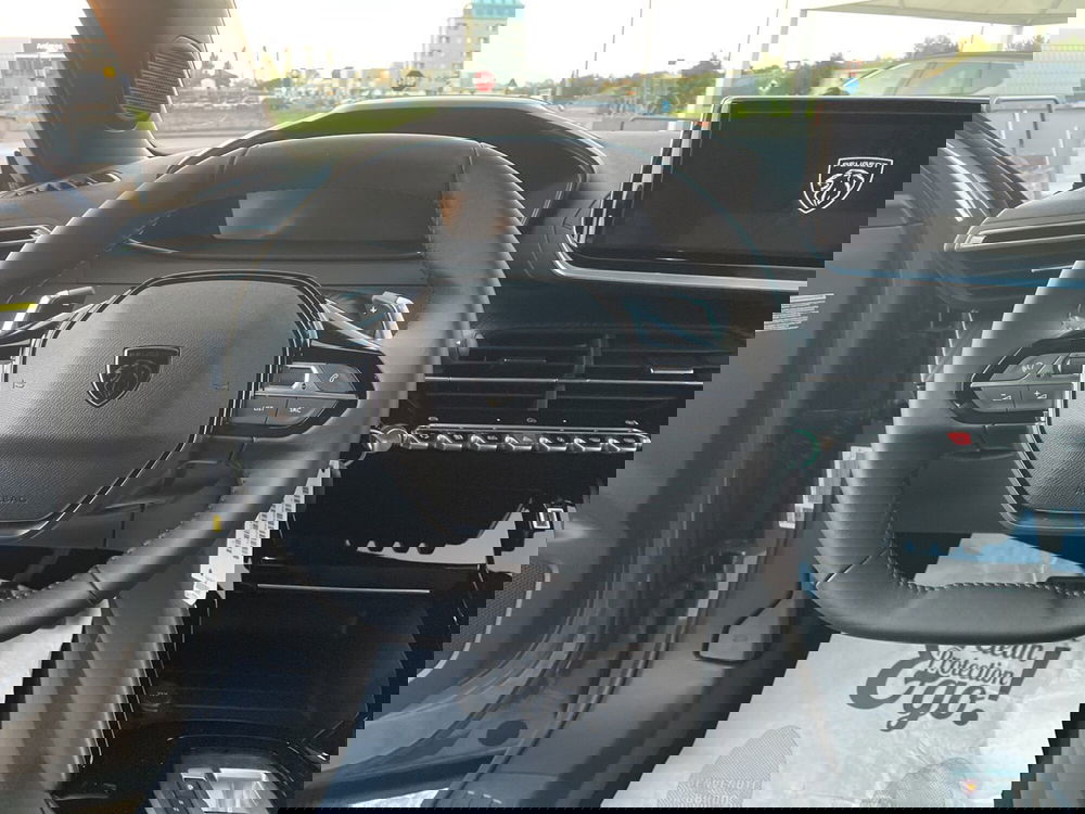 Peugeot 2008 nuova a Parma (12)