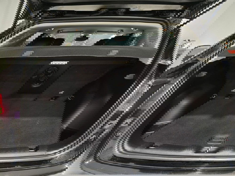 Jeep Compass usata a Massa-Carrara (14)