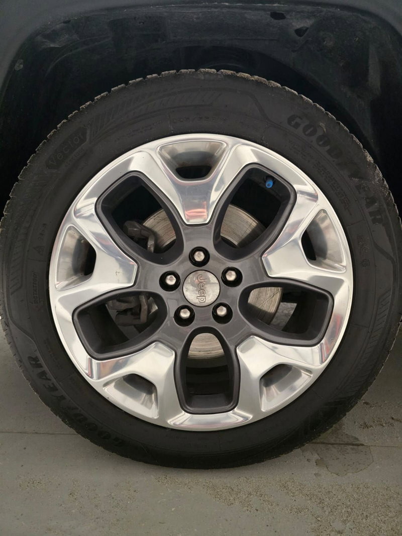 Jeep Compass usata a Massa-Carrara (15)