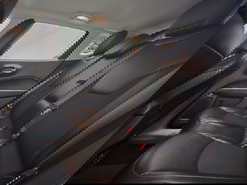 Jeep Compass usata a Massa-Carrara (16)