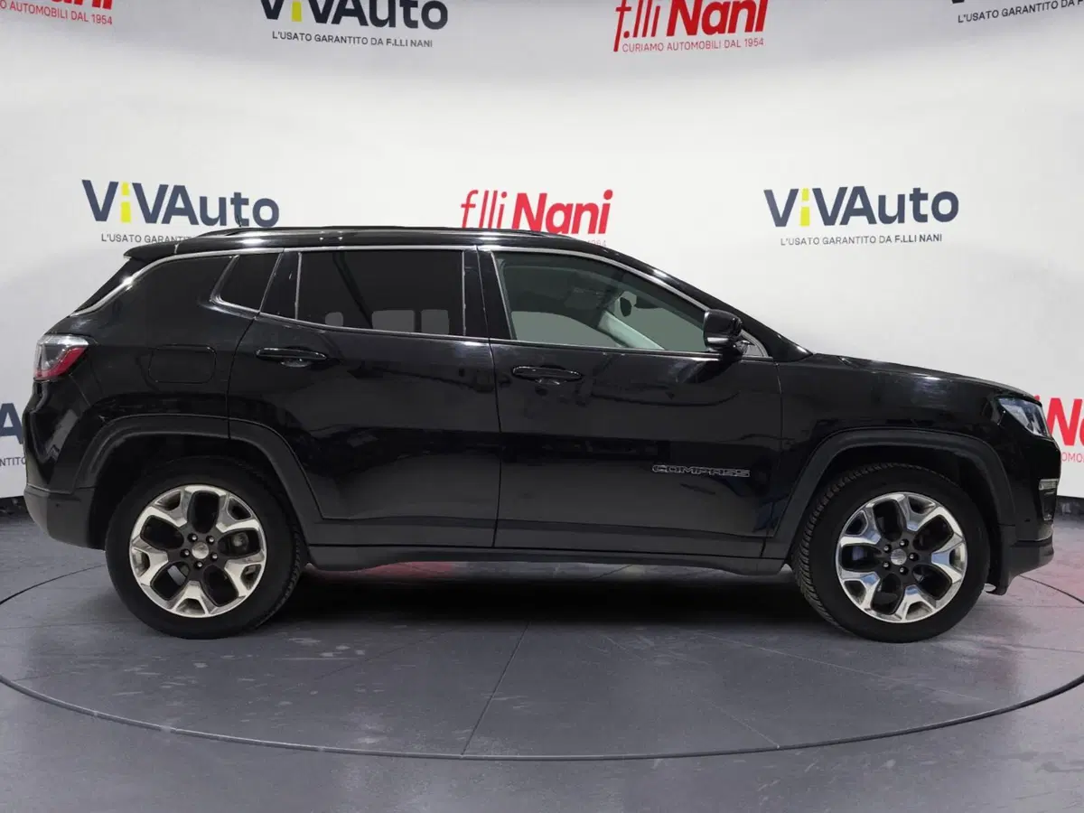 Jeep Compass usata a Massa-Carrara (8)