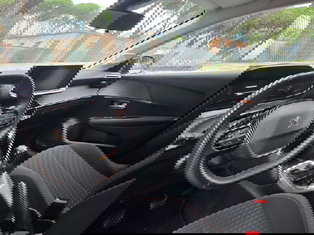 Peugeot 208 usata a Massa-Carrara (19)