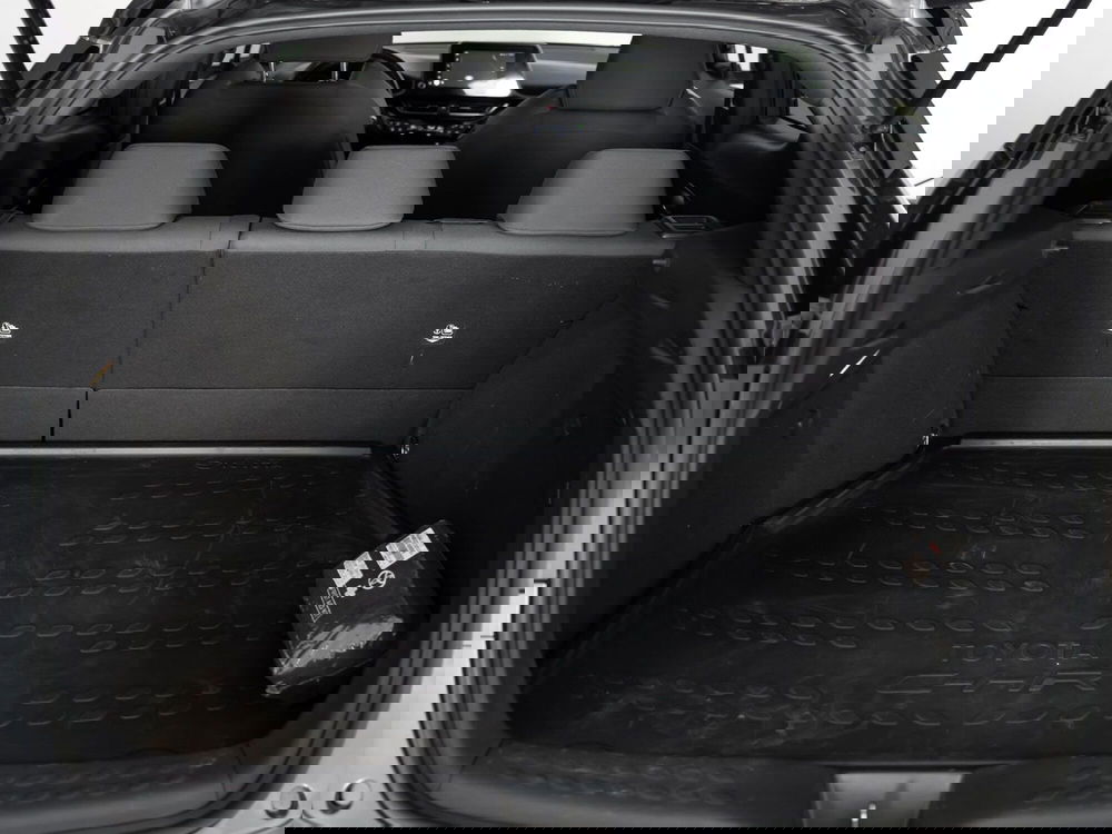 Toyota Toyota C-HR usata a Barletta-Andria-Trani (12)