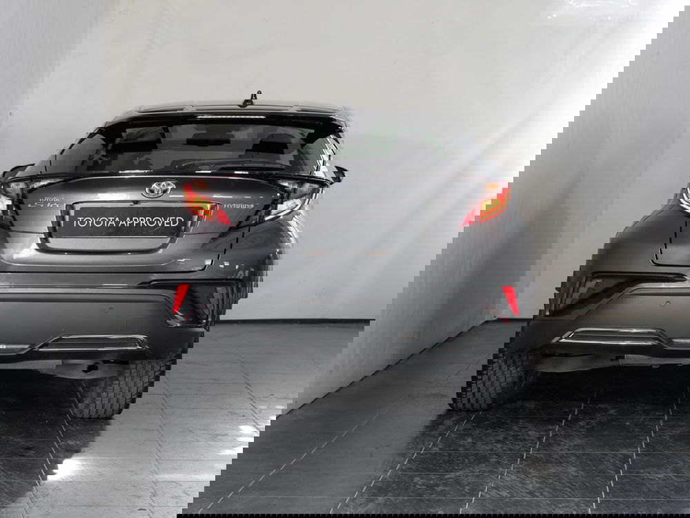 Toyota Toyota C-HR usata a Barletta-Andria-Trani (4)