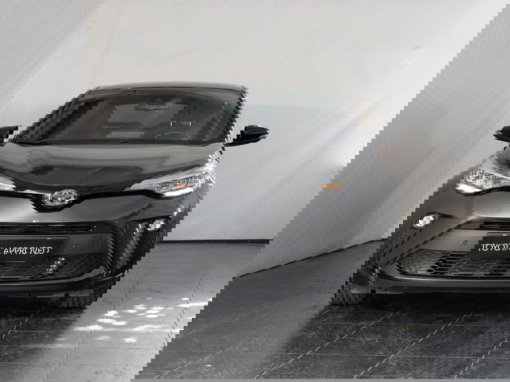 Toyota Toyota C-HR usata a Barletta-Andria-Trani (5)