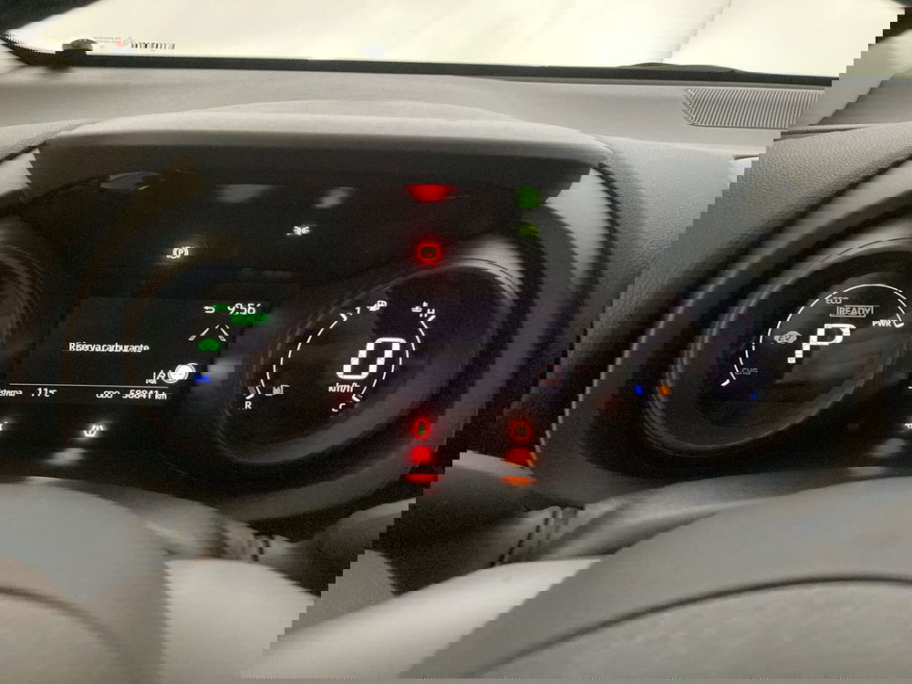 Toyota Yaris usata a Barletta-Andria-Trani (11)