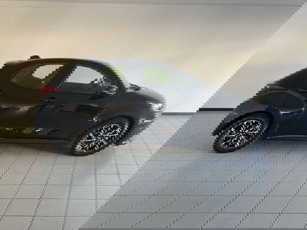 Toyota Yaris usata a Barletta-Andria-Trani (4)