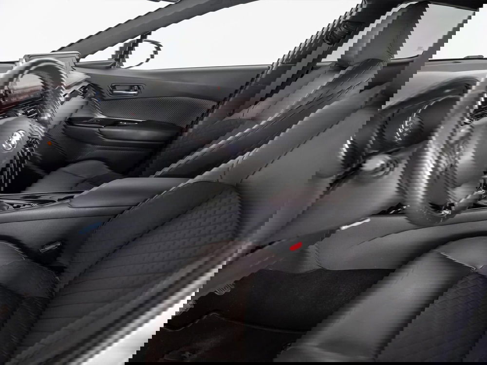 Toyota Toyota C-HR usata a Foggia (12)