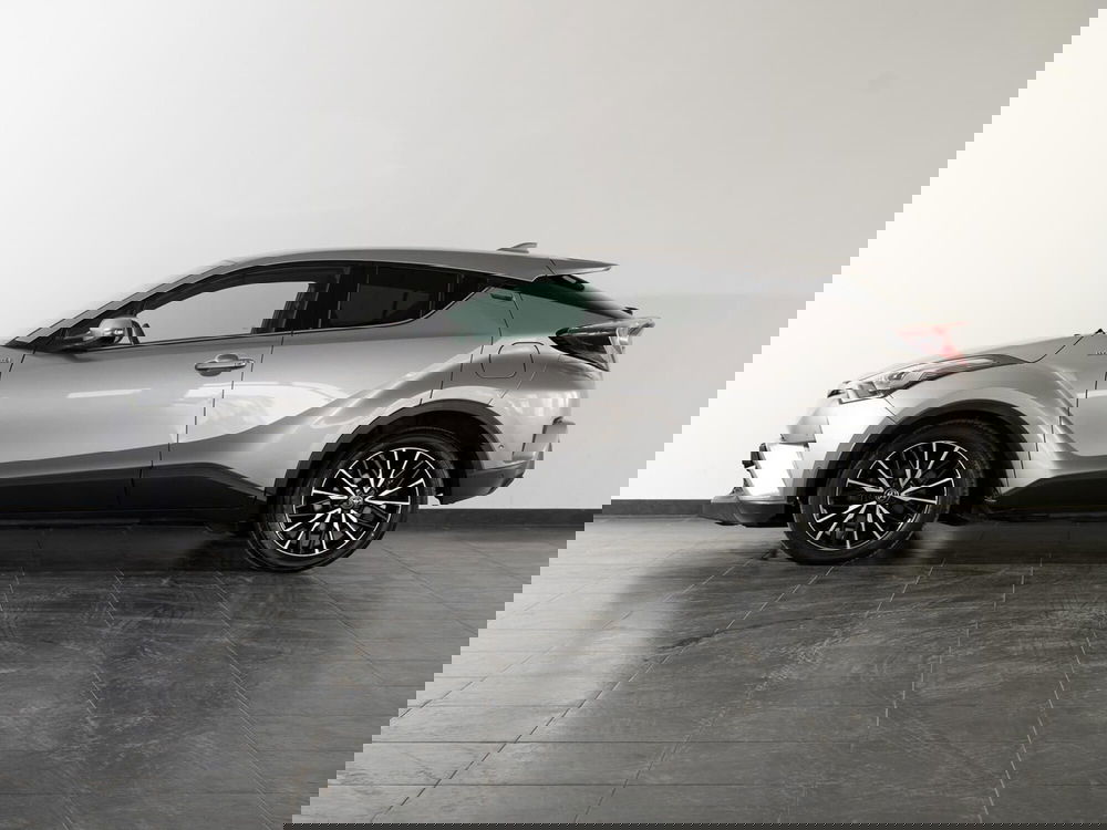 Toyota Toyota C-HR usata a Foggia (3)
