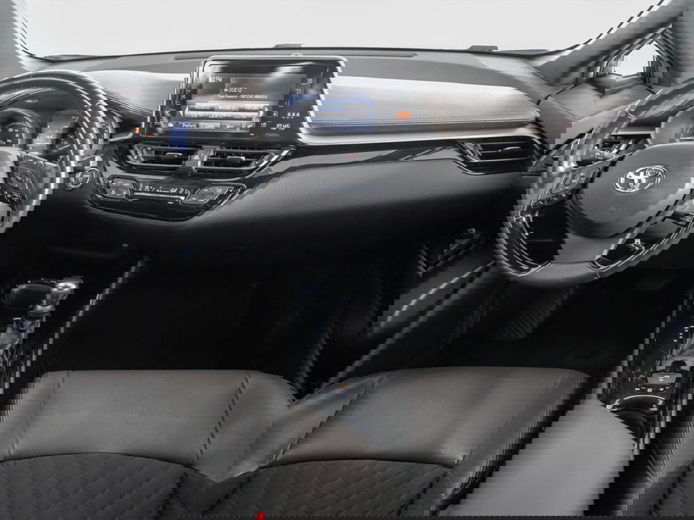 Toyota Toyota C-HR usata a Foggia (9)