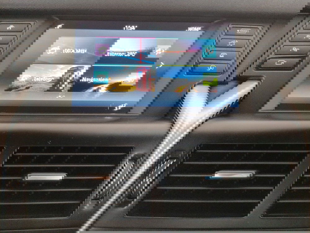 Land Rover Discovery Sport usata a Milano (14)