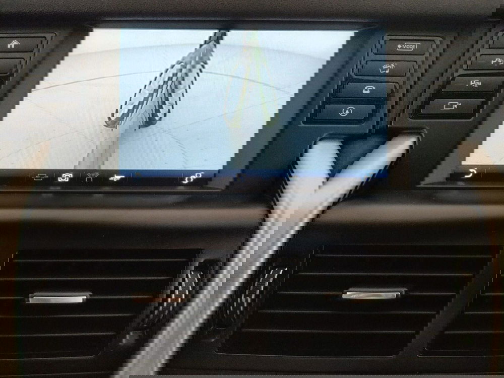 Land Rover Discovery Sport usata a Milano (19)