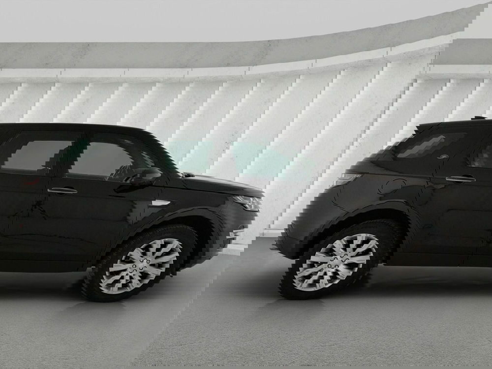 Land Rover Discovery Sport usata a Milano (6)