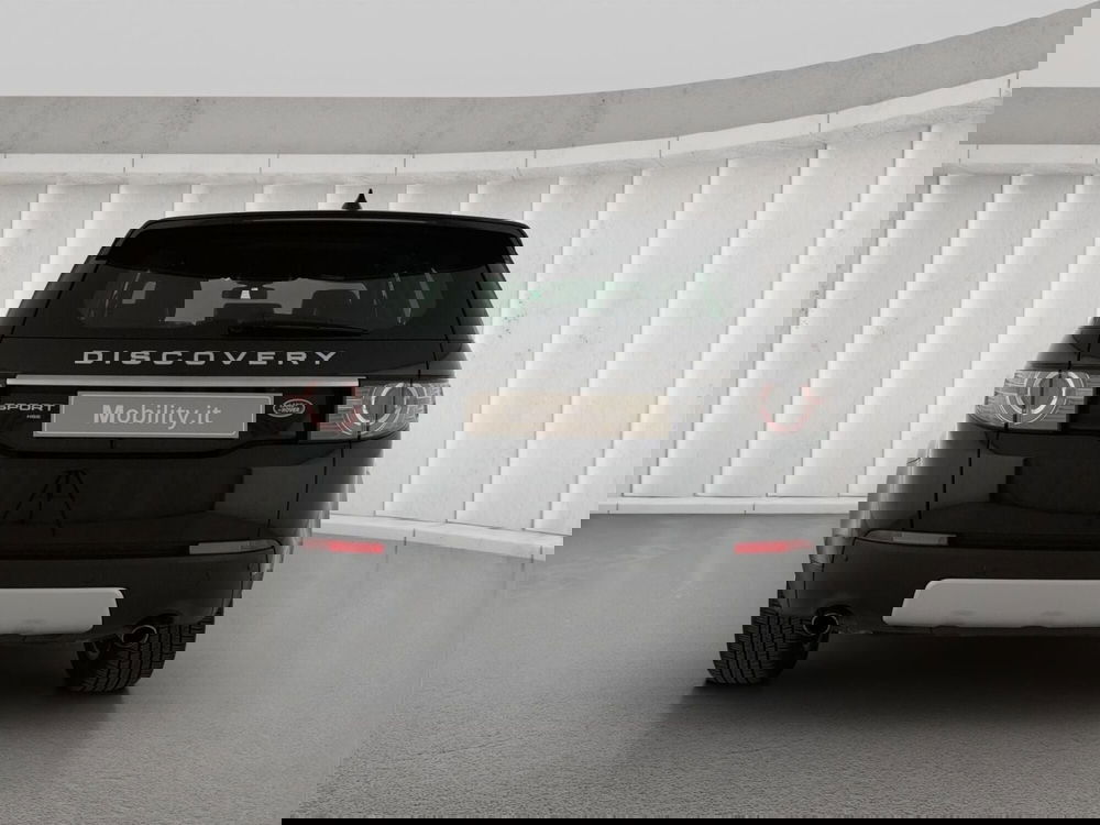 Land Rover Discovery Sport usata a Milano (7)