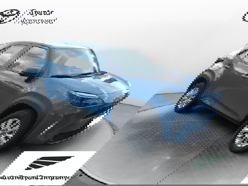 Toyota Yaris Cross usata a Roma (6)