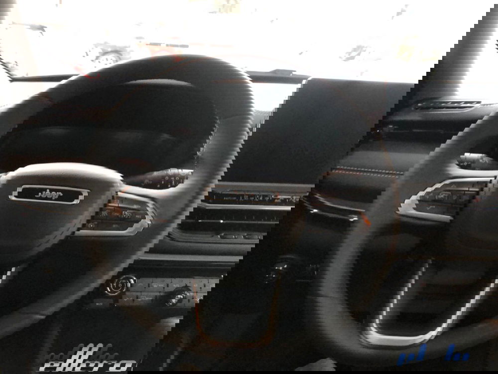 Jeep Compass nuova a Cuneo (13)