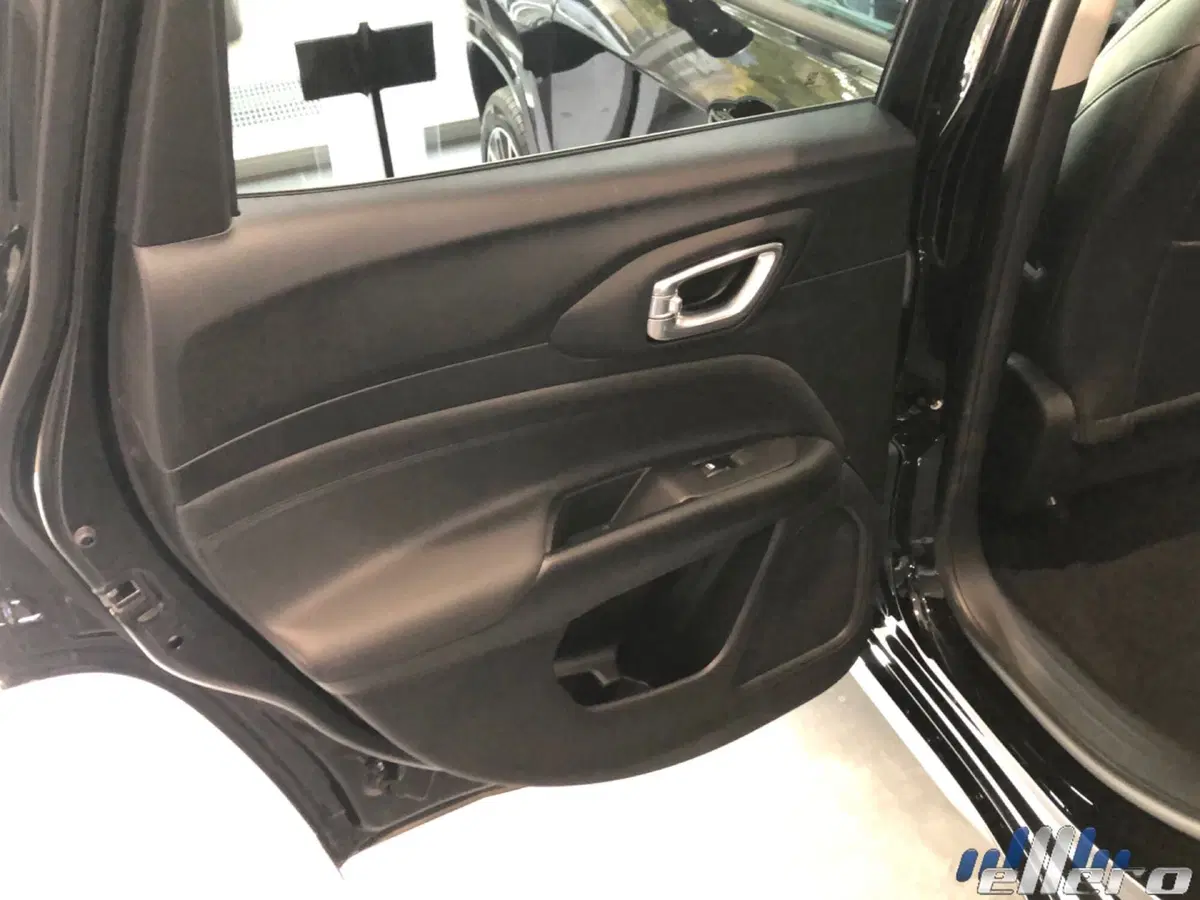 Jeep Compass nuova a Cuneo (18)