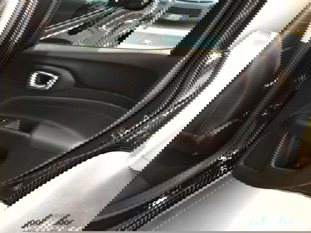 Jeep Compass nuova a Cuneo (19)