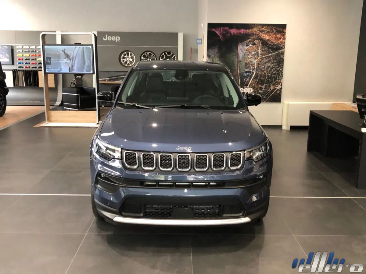 Jeep Compass nuova a Cuneo (2)