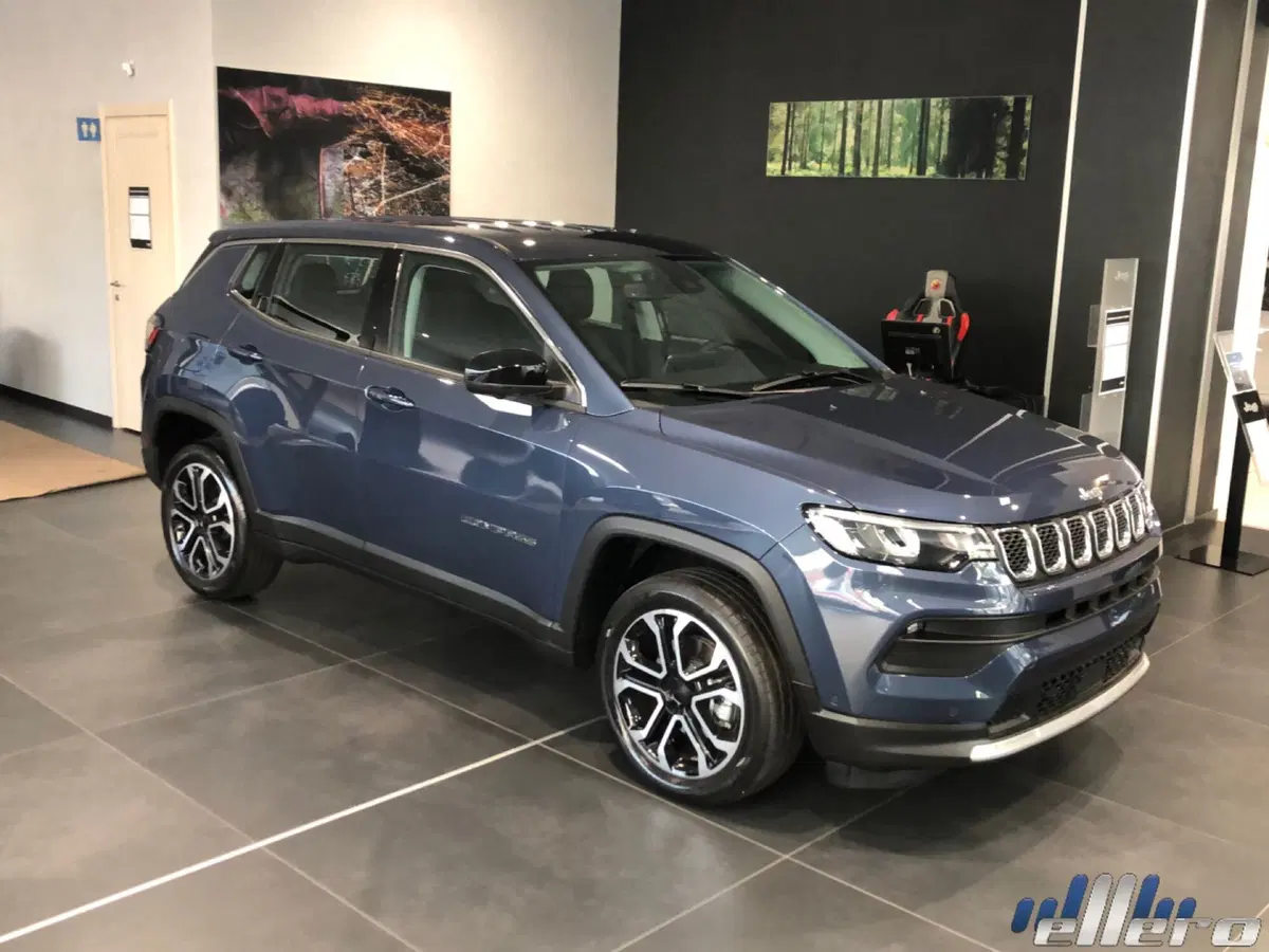 Jeep Compass nuova a Cuneo (3)