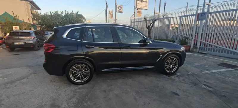 BMW X3 usata a Caserta (6)