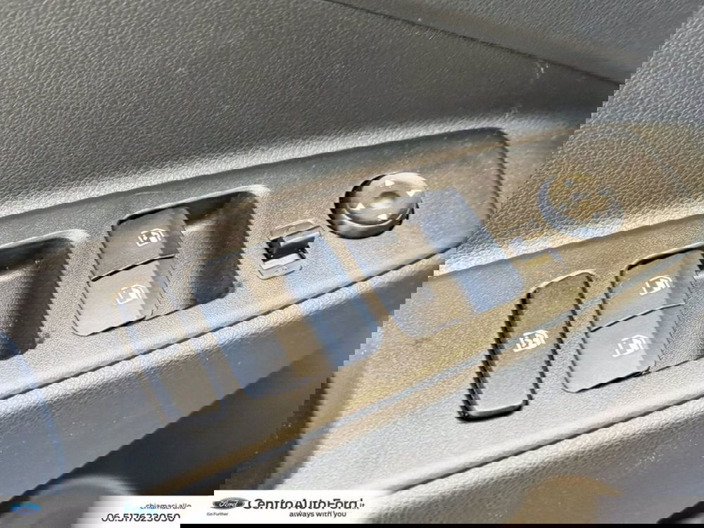 Hyundai i10 nuova a Roma (19)