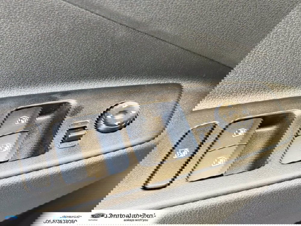 Hyundai i10 nuova a Roma (19)