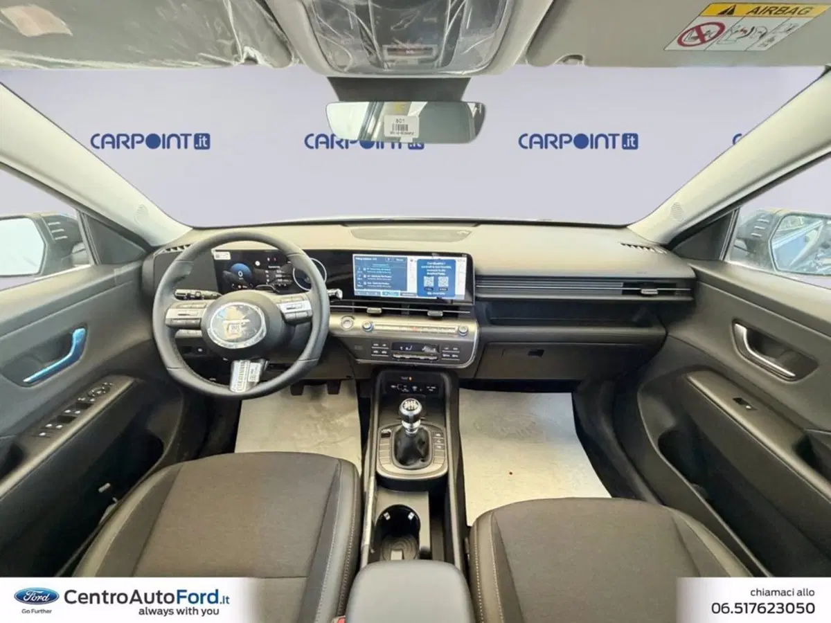 Hyundai Kona nuova a Roma (10)