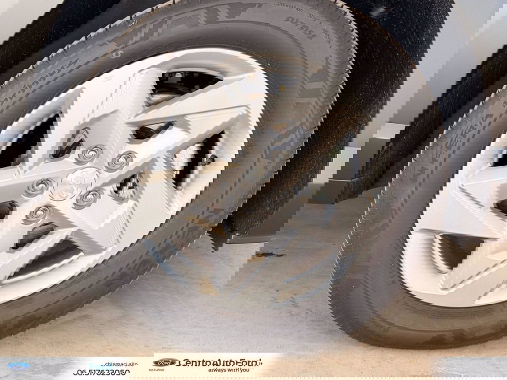 Hyundai Kona nuova a Roma (14)