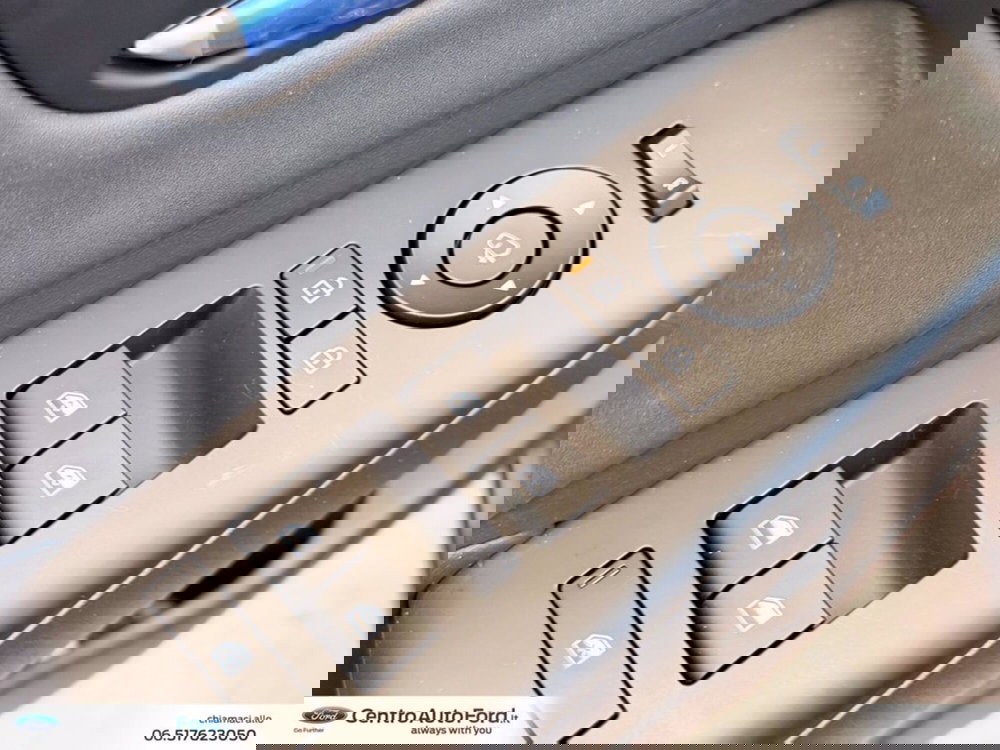 Hyundai Kona nuova a Roma (19)